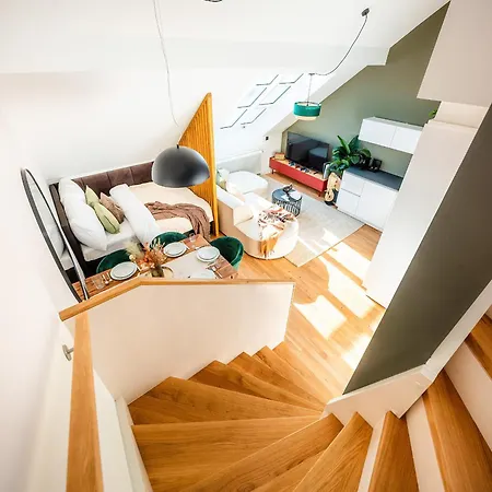 Accordion Boutique & Premium 4*