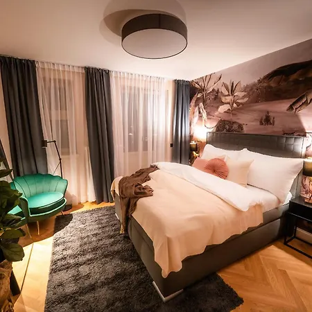 Accordion Boutique Hotel&premium